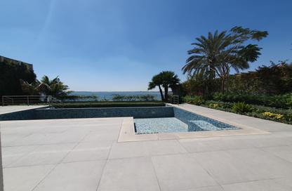 فيلا - 6 غرف نوم - 7 حمامات للايجار في توبلي - المحافظة الوسطى