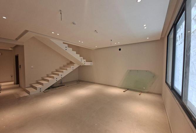 53682990 - Property Main Image