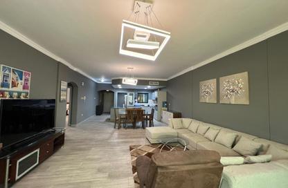 Apartment - 2 - 2 for rent in Al Juffair - Capital Governorate