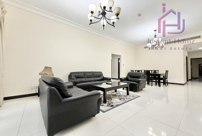 56580279 - Property Image 2