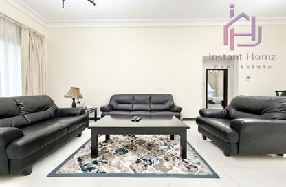 Apartment - 2 Bedrooms - 2 Bathrooms for rent in Al Juffair - Capital Governorate