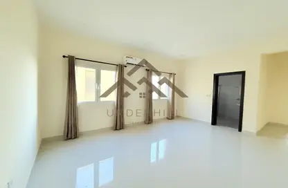 Apartment - 2 Bedrooms - 3 Bathrooms for rent in Busaiteen - Muharraq Governorate