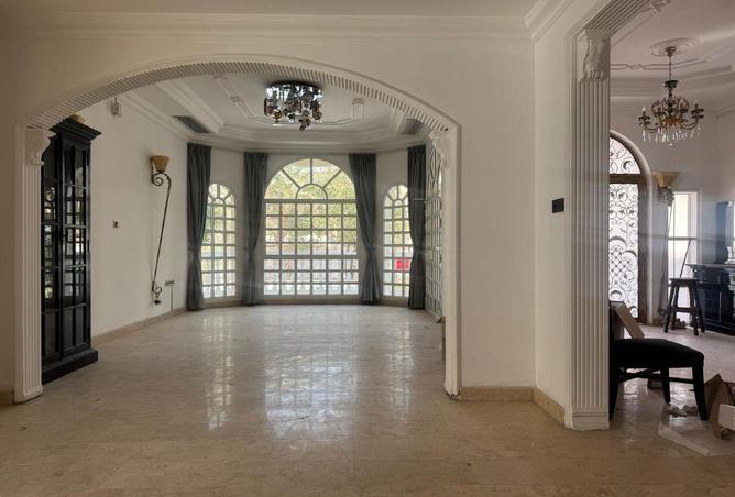 992589 - Property Image 3