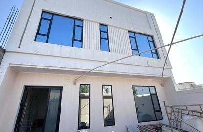 Villa - 4 - 5 for sale in Samaheej - Muharraq Governorate