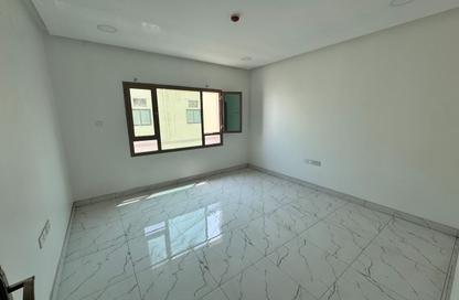 Office Space - Studio - 2 Bathrooms for rent in Salmabad - Central Governorate