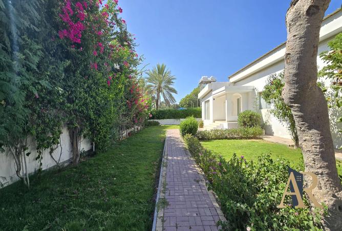 54398115 - Property Image 2