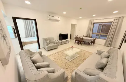 Apartment - 2 Bedrooms - 2 Bathrooms for rent in Al Burhama - Manama - Capital Governorate