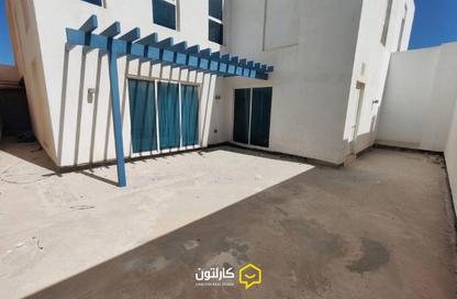 فيلا - 4 غرف نوم - 4 حمامات للبيع في ديرة العيون - ديار المحرق - المحرق
