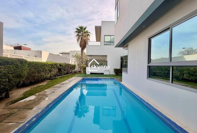 52223246 - Property Image 2