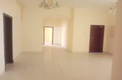 شقة - 4 غرف نوم - 3 حمامات للايجار في الرفاع الشرقي - الرفاع - المحافظة الجنوبية