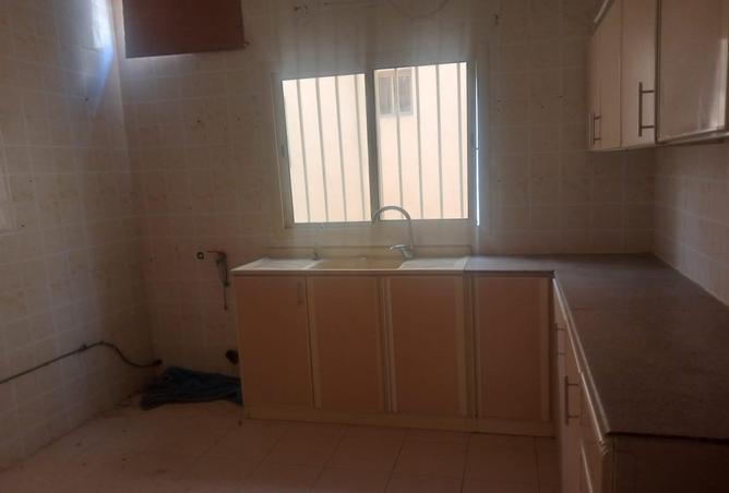992325 - Property Image 3