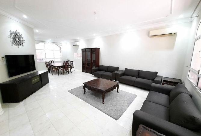 52117248 - Property Image 2