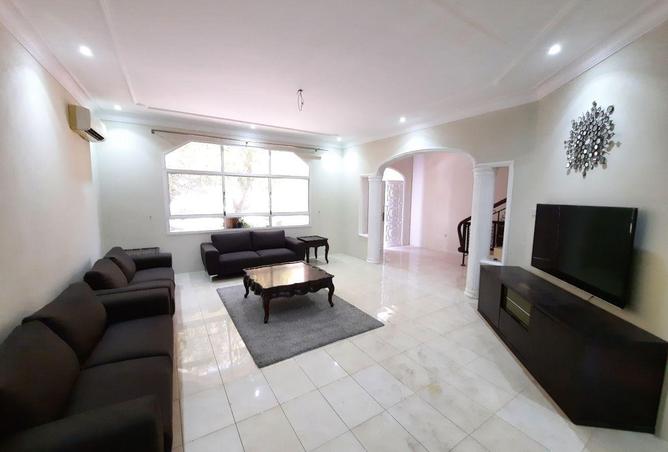 52117248 - Property Image 3