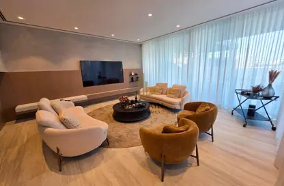 فيلا - 4 غرف نوم - 6 حمامات للبيع في جزيرة الريف - محافظة العاصمة