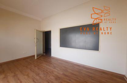 Office Space - Studio - 2 for rent in Gufool - Manama - Capital Governorate