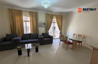 Apartment - 2 Bedrooms - 3 Bathrooms for rent in Al Juffair - Capital Governorate