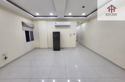 Apartment - 2 Bedrooms - 2 Bathrooms for rent in Hidd - Muharraq Governorate Apartment - 2 Bedrooms - 2 Bathrooms for rent in Hidd - Muharraq Governorate