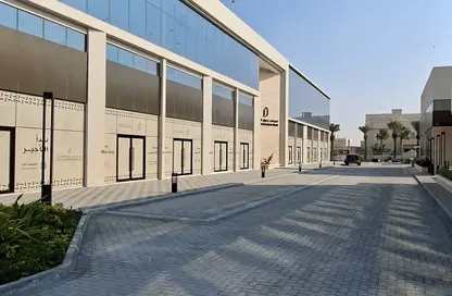 Show Room - Studio - 5 Bathrooms for rent in North Riffa - Riffa - Southern Governorate