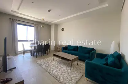 شقة - 2 غرف نوم - 3 حمامات للبيع في الحد - المحرق