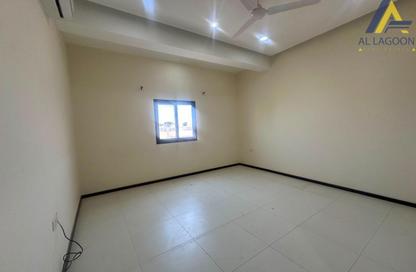 Apartment - 2 Bedrooms - 2 Bathrooms for rent in Sanad - Central Governorate