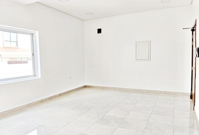 1003042 - Property Image 2