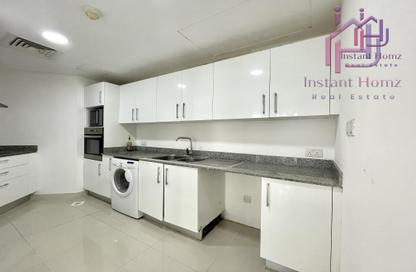 Apartment - 2 Bedrooms - 3 Bathrooms for rent in Sanabis - Manama - Capital Governorate