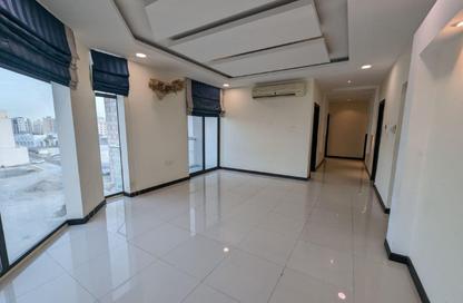 Apartment - 3 Bedrooms - 3 Bathrooms for rent in Janabiya - Northern Governorate