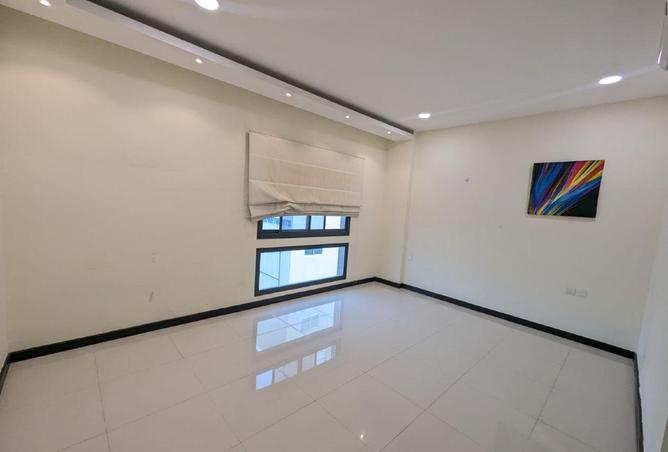53681808 - Property Image 2
