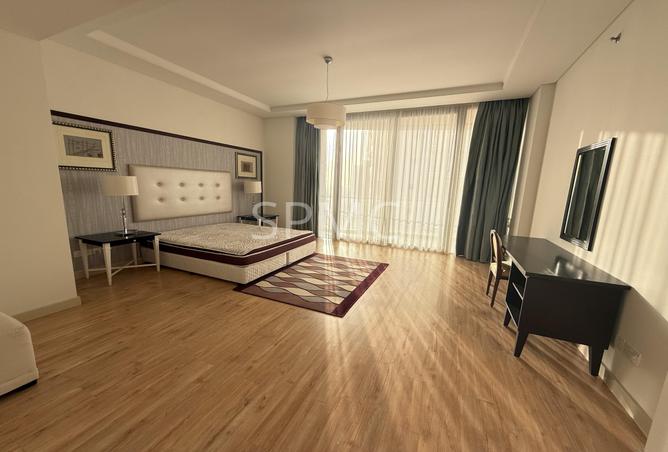 999787 - Property Image 3