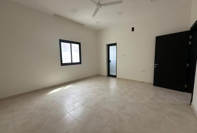 52196421 - Property Main Image