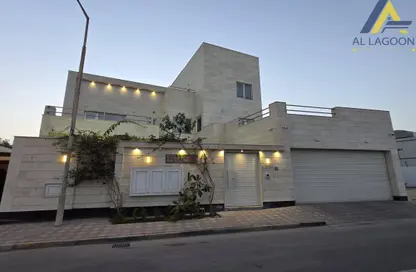 Villa - 6 Bedrooms - 7 Bathrooms for sale in Hamala - Northern Governorate