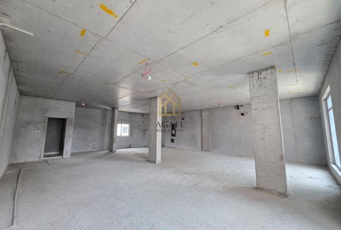 993837 - Property Image 2