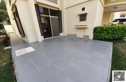 Villa - 4 - 4 for rent in Mahooz - Manama - Capital Governorate Villa - 4 - 4 for rent in Mahooz - Manama - Capital Governorate