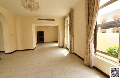 Villa - 4 - 4 for rent in Mahooz - Manama - Capital Governorate