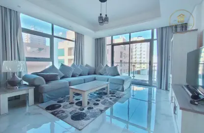 Apartment - 3 Bedrooms - 3 Bathrooms for rent in Al Juffair - Capital Governorate