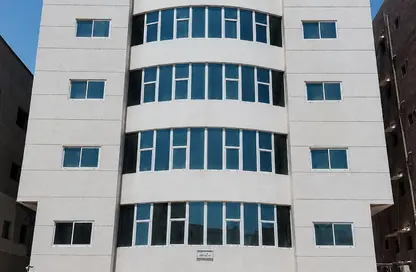 عمارة بالكامل للبيع في البسيتين - المحرق