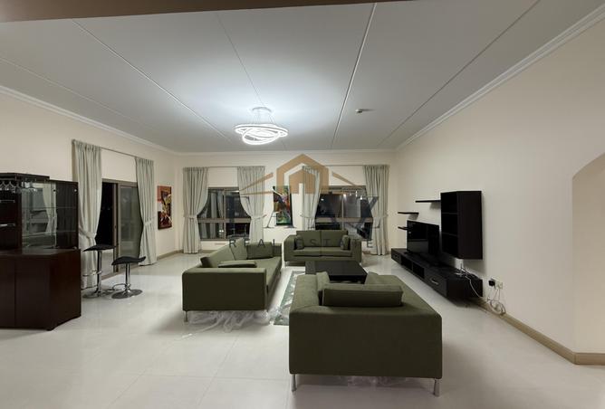 993945 - Property Image 2