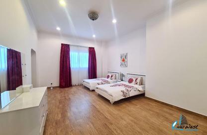 Apartment - 2 Bedrooms - 3 Bathrooms for rent in Seef - Capital Governorate