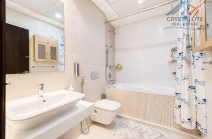 Apartment - 3 Bedrooms - 3 Bathrooms for rent in Reef Island - Capital Governorate Apartment - 3 Bedrooms - 3 Bathrooms for rent in Reef Island - Capital Governorate
