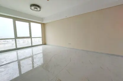 Apartment - 3 Bedrooms - 2 Bathrooms for rent in Sanad - Central Governorate