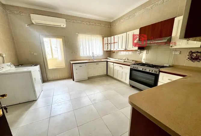 999104 - Property Image 3