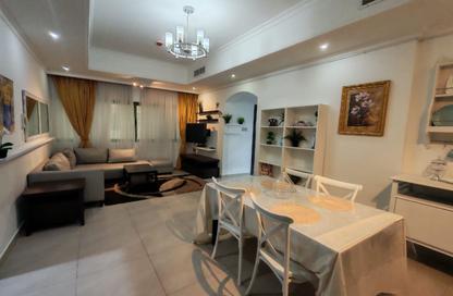 Apartment - 2 Bedrooms - 2 Bathrooms for rent in Busaiteen - Muharraq Governorate