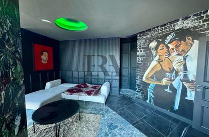 Apartment - 1 Bedroom - 2 Bathrooms for sale in Sanabis - Manama - Capital Governorate Apartment - 1 Bedroom - 2 Bathrooms for sale in Sanabis - Manama - Capital Governorate