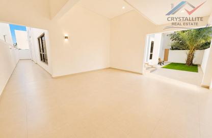 Villa - 5 Bedrooms - 7+ Bathrooms for rent in Mahooz - Manama - Capital Governorate