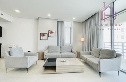 Apartment - 2 Bedrooms - 3 Bathrooms for rent in Al Juffair - Capital Governorate