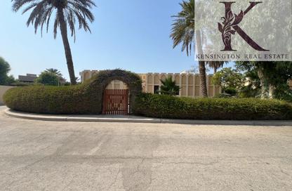 Compound - 4 Bedrooms - 4 Bathrooms for rent in Saar - Northern Governorate Compound - 4 Bedrooms - 4 Bathrooms for rent in Saar - Northern Governorate