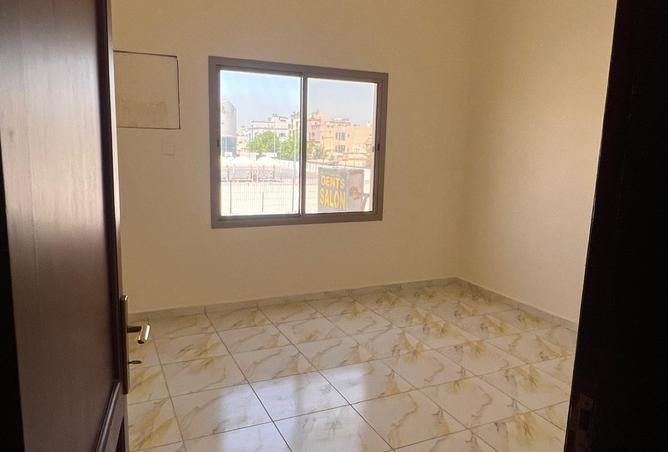 52012700 - Property Image 2