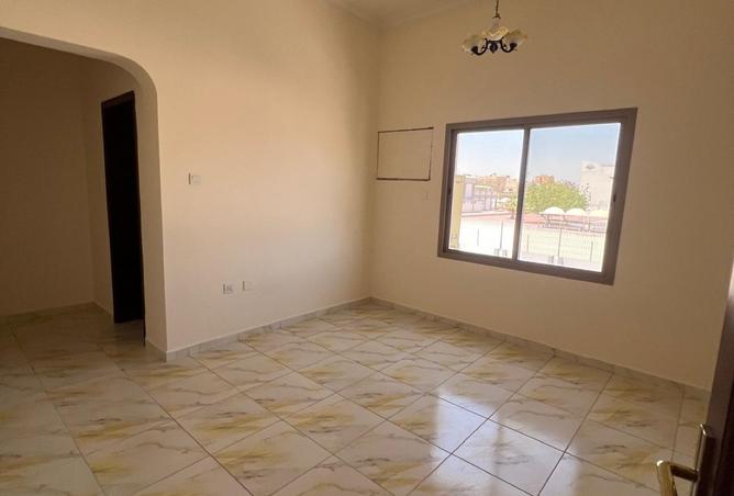 52012700 - Property Image 3