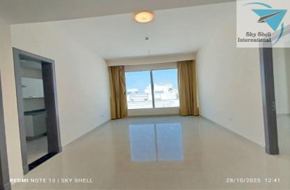 Apartment - 1 Bedroom - 2 Bathrooms for rent in Al Burhama - Manama - Capital Governorate