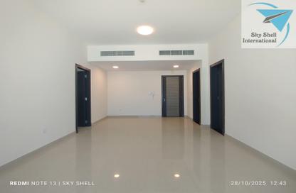 Apartment - 1 Bedroom - 2 Bathrooms for rent in Al Burhama - Manama - Capital Governorate